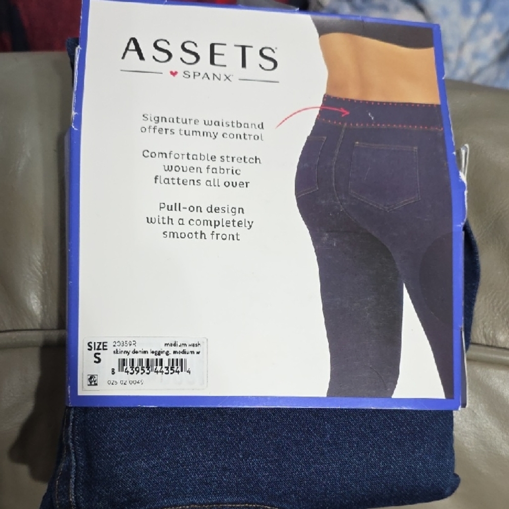 NEW Assets By Spanx Women's Skinny Denim Leggings Pull-On Stretch Comfort Sz S